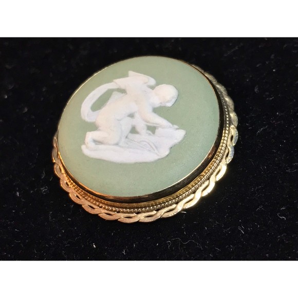 Vintage 14K Gold Green Jasperware Brooch or Pendant Made in...
